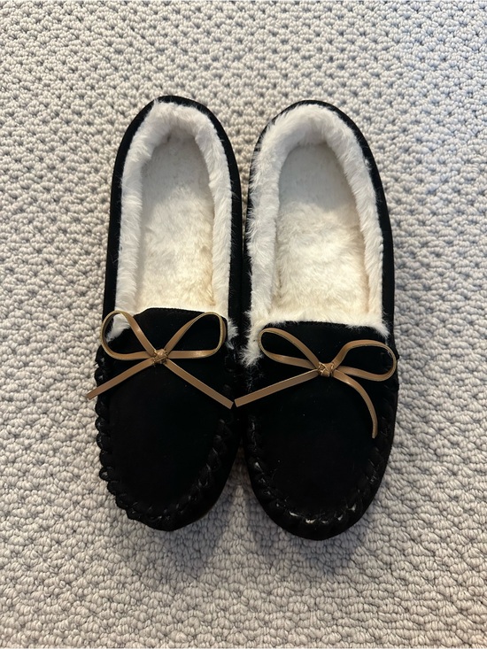Love slipper Shoes - Black Faux-Fur Lined Women's Moccasin Slippers